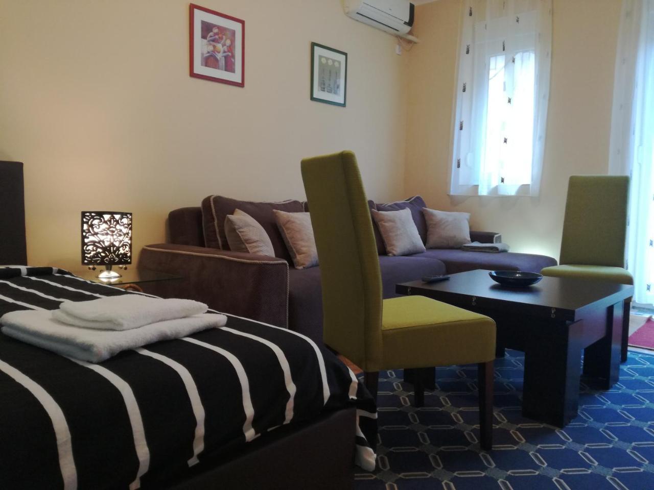 By The Park Free Parking Apartment Beograd Ngoại thất bức ảnh