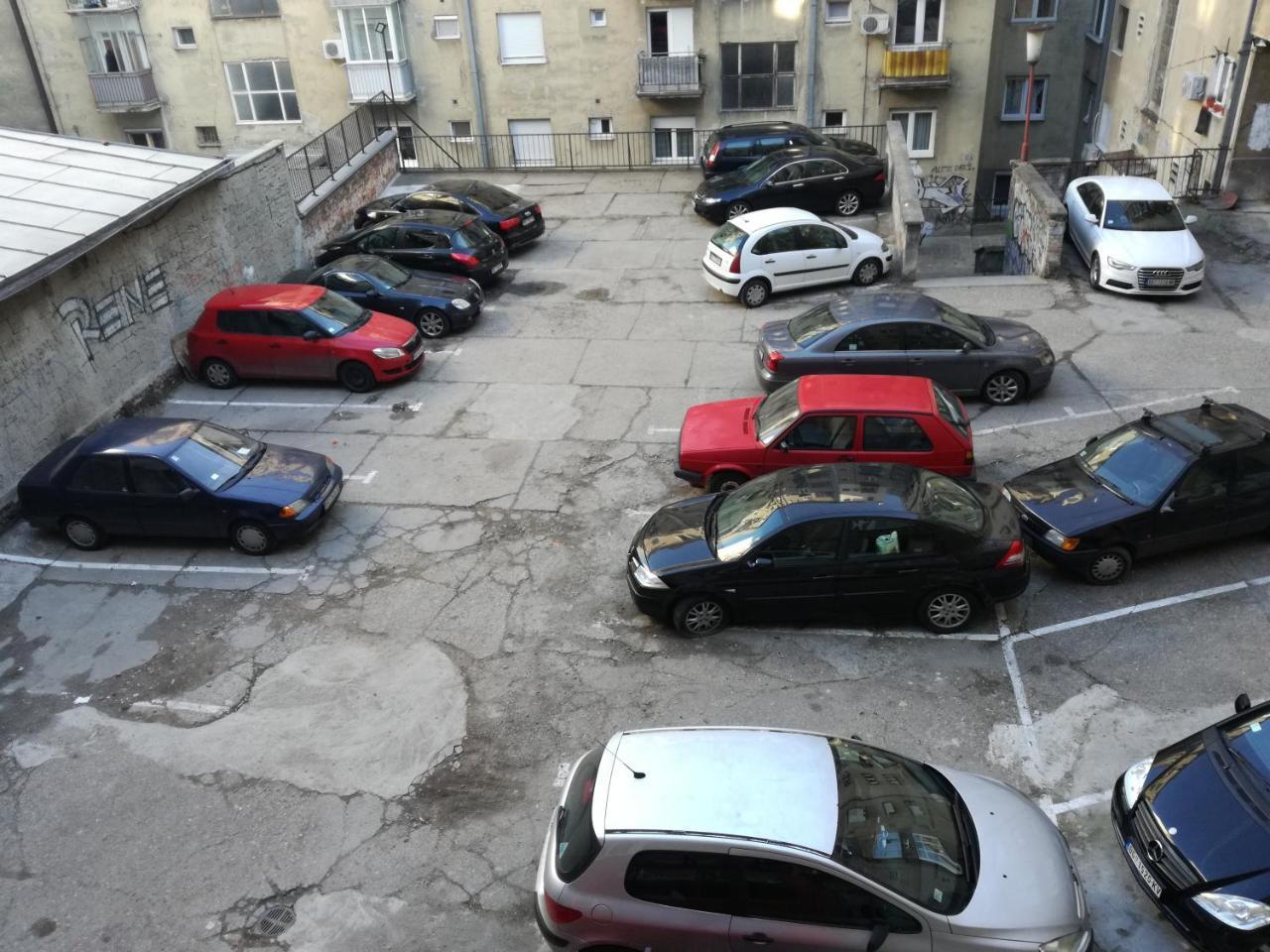 By The Park Free Parking Apartment Beograd Ngoại thất bức ảnh